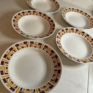 Richard Ginori brown / white Geometric Patterned soup Plates - Set of 5. EUC!